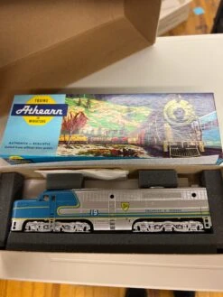 Athearn 3328 Delaware Hudson PA-1 Dummy HO SCALE(Athearn 3328 Delaware Hudson Pa 1 Dummy Ho Scale)