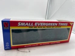 4 Life Like Trees 1022 SMALL EVERGREEN TREES HO SCALE NEW(4 Life Like Trees 1022 Small Evergreen Trees Ho Scale New)