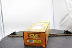 MTH 30-79189 Operating Box Car W/Signal Man O SCALE NEW(Mth 30 79189 Operating Box Car W Signal Man O Scale New) -BRADY’S TRAINS MODELs 1c68ff5056adf69cb2586a257b637108