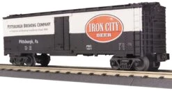 MTH Railking 30-7831 Iron City Beer 2 Reefer Car - Black & White O SCALE NEW(30 7831 Iron City Beer Reefer Car 2 Black White)
