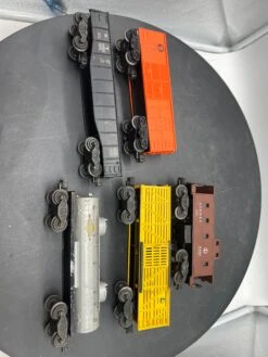 Lionel Postwar/Vintage Assorted Freight Cars Lot Of 5: 6465, 6656, 6457, 6462, 6004 O SCALE Used No Box As Is(Lionel Postwar Vintage Assorted Freight Cars Lot Of 5 6465 6656 6457 6462 6004 O Scale Used No Box)