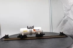 MTH Premier 20-96004 National Starch And Chen Co. 8000 Gallon Tank Car . O SCALE NEW(Mth Premier 20 96004 National Starch And Chen Co 8000 Gallon Tank Car O Scale New) -BRADY’S TRAINS MODELs 3b40d0f53d2f8443ed2b3c8182dde77d c37e7867 6733 4dce 8bef be4aa03818a6