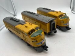 Lionel 6-24552 UNION PACIFIC SCALE TMCC F3 DIESEL A-B-A (PWR A #900, DMY B #900B, DMY A #901) O SCALE Used Excellent(Lionel 6 24552 Union Pacific Scale Tmcc F3 Diesel A B A Pwr A 900 Dmy B 900b Dmy A 901 O Scale Used Excellent)