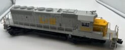 Lionel 2233962 Legacy SD40-2 Diesel Locomotive Louisville & Nashville #3560 O SCALE Like New Box Has Damage(Lionel 2233962 Legacy Sd40 2 Diesel Locomotive Louisville Nashville 3560 O Scale Like New)