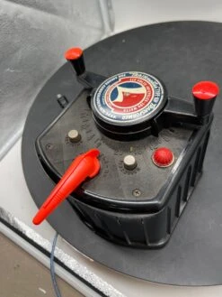 Lionel Vintage / Postwar TRANSFORMER TYPE KW 190 Watt/ 115 Volts Refurbished-- Use At Own Risk-- For O SCALE Trains Used No Box(Lionel Vintage Postwar Transformer Type Kw 190 Watt 115 Volts Refurbished Use At Own Risk For O Scale Trains Used No Box)