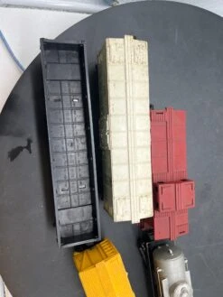 Lionel Postwar/Vintage Assorted Freight Cars Lot Of 5: 6257, 6472, 6462, 6473, 2465 O SCALE Used No Box As Is(Lionel Postwar Vintage Assorted Freight Cars Lot Of 5 6257 6472 6462 6473 2465 O Scale Used No Box) -BRADY’S TRAINS MODELs 50EA13E6 324B 4389 8D4C 3C2CC370DA81