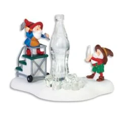 Department 56 56.56873 Ice Cold Coca-ColaNorth Pole Series(Department 56 56 56873 Ice Cold Coca Cola North Pole Series)