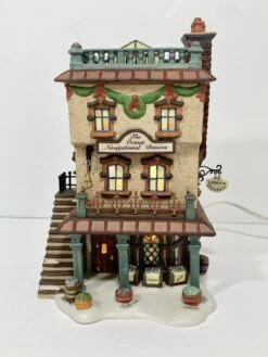 Department 56 56.58446 Leed's Oyster House Dickens Village Series(Department 56 56 58446 Leeds Oyster House Dickens Village Series)