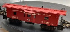Lionel 6-19742 Erie Bay Window Caboose With TMCC/Crew Talk O SCALE Like New Damaged Box(Lionel 6 19742 Erie Bay Window Caboose With Tmcc Crew Talk O Scale Like New Damaged Box)