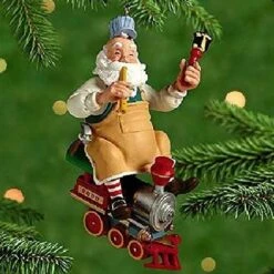 HallmarkOrnament 2000 Toymaker Santa #1(Hallmark Ornament 2000 Toymaker Santa 1)