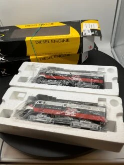 Lionel KLINE 6-21213, 6-21541 New Haven AA Alco A Dummy #403 Diesel Locomotives (Set Of 2) O Scale Like New(Lionel Kline 6 21213 6 21541 New Haven Aa Alco A Dummy 403 Diesel Locomotives Set Of 2 O Scale Like New) 12 Lionel KLINE 6-21213, 6-21541 New Haven AA Alco A Dummy #403 Diesel Locomotives (Set Of 2) O Scale Like New(Lionel Kline 6 21213 6 21541 New Haven Aa Alco A Dummy 403 Diesel Locomotives Set Of 2 O Scale Like New) -BRADY’S TRAINS MODELs 693E0191 186D 4721 9279 857D56FC2DF8