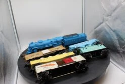 Lionel 6-31701 BOY'S TRAIN SET (LOCO #2018) O SCALE Used Excellent No Box Limited(Lionel 6 31701 Boys Train Set Loco 2018 O Scale Used Excellent No Box)