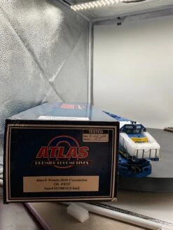 Atlas O Scale Premier CSX 8237 SD40-2 Diesel Locomotive PS.3 #30138010 Used Excellent(Atlas O Scale Premier Csx 8237 Sd40 2 Diesel Locomotive Ps 3 30138010 Used Excellent) 16 Atlas O Scale Premier CSX 8237 SD40-2 Diesel Locomotive PS.3 #30138010 Used Excellent(Atlas O Scale Premier Csx 8237 Sd40 2 Diesel Locomotive Ps 3 30138010 Used Excellent) -BRADY’S TRAINS MODELs 72EA41AD ADF8 4BE5 BCEC 2EC337B10C02