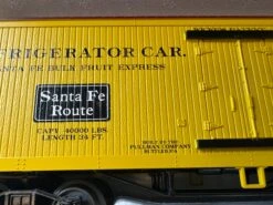 MTH Railking 30-4157A ATSF 19th Century Reefer O SCALE Used Excellent(Mth Railking 30 4157a Atsf 19th Centory Reefer O Scale Used Excellent) -BRADY’S TRAINS MODELs 736712F0 2E04 482B 9178 37E4EA1DF8E8