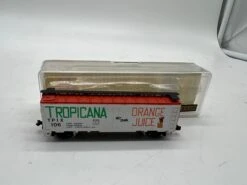 Model Power No. 3720 Tropicana Orange Juice Refrigerator Collector's Car N ScaleLike New(Model Power No 3720 Tropicana Orange Juice Refrigerator Collectors Car N Scale Like New)