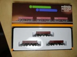 Marklin 82430 Bulk Material Dump 3 Car SetZ SCALE (1:220)(Marklin 82430 Bulk Material Dump 3 Car Set Z Scale 1 220)