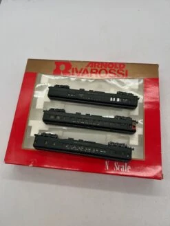 RIVAROSSI 0548 SET OF 3 PULLMAN PASSENGER CARSGREEN N SCALE Like New(Rivarossi 0548 Set Of 3 Pullman Cars N Scale Like New) 10 RIVAROSSI 0548 SET OF 3 PULLMAN PASSENGER CARSGREEN N SCALE Like New(Rivarossi 0548 Set Of 3 Pullman Cars N Scale Like New) -BRADY’S TRAINS MODELs 8785298B C064 4273 92BB E21FDFF7B2E5