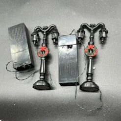 Lemax Lights Set Of 2 NO BOX(Lemax Lights Set Of 2 No Box)