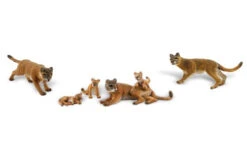 Woodland Scenics WDSA1949 Cougars & Cubs HO Scale(Woodland Scenics A1949 Cougars Cubs Ho Scale)