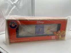 Lionel 6-36278 WINNIE THE POOH HI-CUBE BOXCAR O SCALE NEW(Lionel 6 36278 Winnie The Pooh Hi Cube Boxcar O Scale New) -BRADY’S TRAINS MODELs AC239DE1 C5D4 41A8 BDED DD27F2FE4082