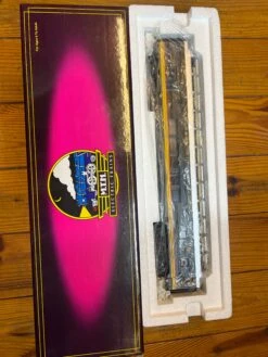 MTH Premier 20-6735 Kansas City Southern 70' ABS Full Length Vista Dome Passenge Car- Smooth As Is O SCALE Like New(Mth Premier 20 6735 Kansas City Southern 70 Abs Full Length Vista Dome Passenge Car Smooth As Is O Scale Like New) -BRADY’S TRAINS MODELs BFA2835B C157 47F0 81C8 E16DE14976E5