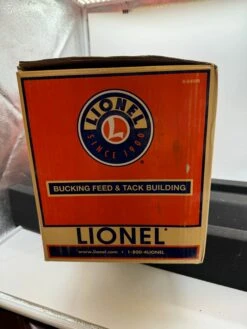 Lionel 6-84599 Bucking Feed And Tack Building O ScaleNEW(Lionel 6 84599 Bucking Feed And Tack Building O Scale New) -BRADY’S TRAINS MODELs C395747B A60E 433F 92E4 0C813843B83B