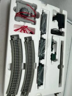 Bachmannthe John Bull # 00640 Complete Train SetHo Scale Used Excellent Smoky Damaged Box As Is(Bachmann The John Bull 00640 Complete Train Set Ho Scale Used Excellent Damaged Box)