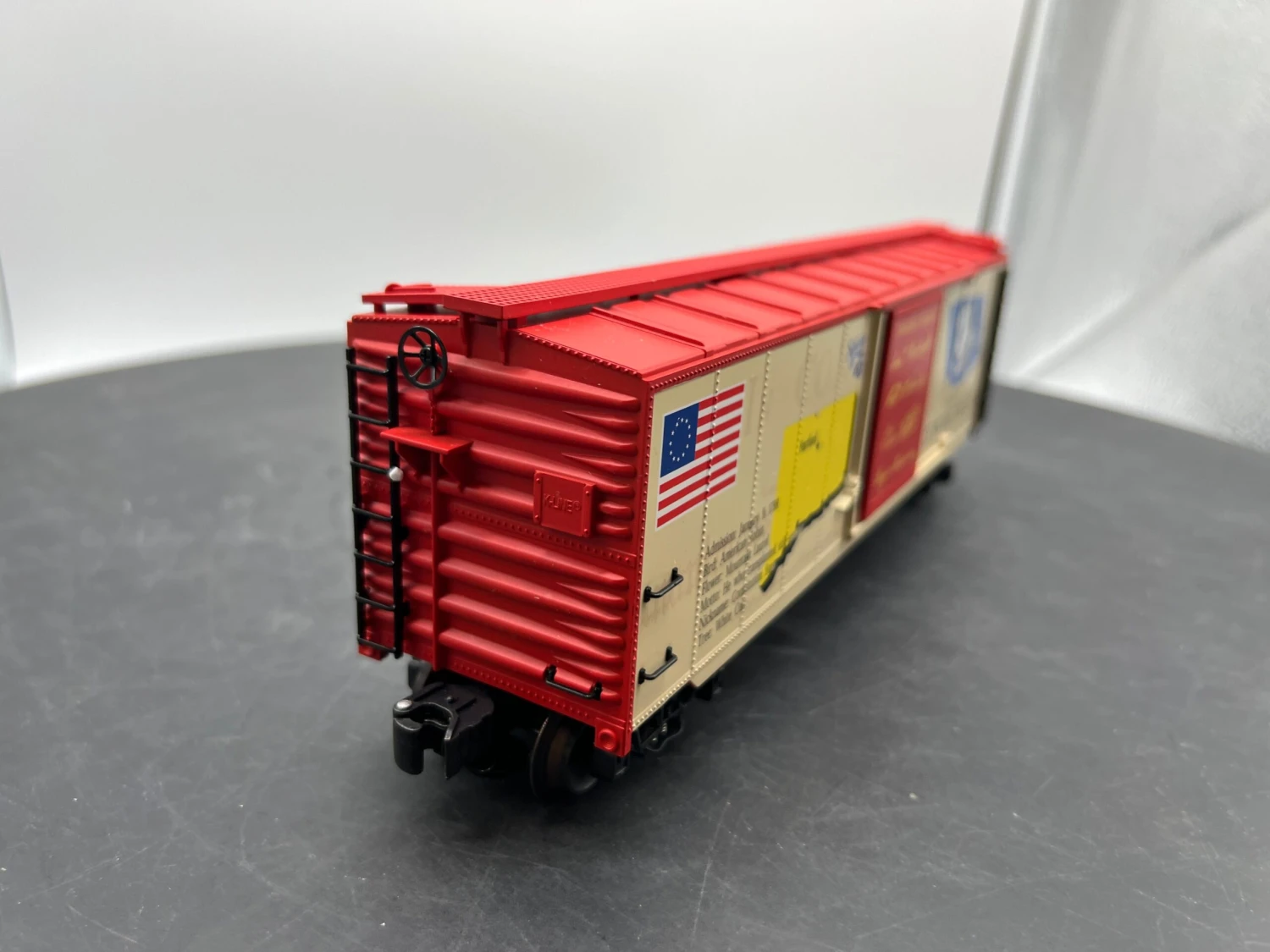 K-Line K761-7605 Spirit Of '76 Connecticut State Boxcar O SCALE Like New(K Line K761 7605 Spirit Of 76 Connecticut State Boxcar O Scale Like New) 5 K-Line K761-7605 Spirit Of '76 Connecticut State Boxcar O SCALE Like New(K Line K761 7605 Spirit Of 76 Connecticut State Boxcar O Scale Like New) - Image 3
