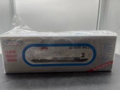 Williams Classic Freight Car No 20 Lehigh Valley Boxcar O SCALENEW(Williams Classic Freight Car No 20 Lehigh Valley Boxcar O Scale New)