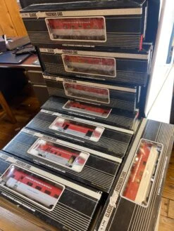 K-Line K4632-5065, K4632-0427, K4632-6015, K4632-0479, K4632-3368, K4632-2984IC, K4632-4301, K4632-0479 KCC Golden State Extruded Passenger Car Set(Set Of 8, 1 Car Is A Duplicate) O Scale NEW(K Line K4632 5065 K4632 0427 K4632 6015 K4632 0479 K4632 3368 K4632 2984ic K4632 4301 K4632 0479 Kcc Golden State Extruded Passenger Car Set Set Of 8 1 Car Is A Duplicate O Scale New)