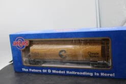 Atlas 6332-4 ACF 6 BAY CYLINDRICAL HOPPER - Chesapeakea & OHIOChessie #835040 3 RLO SCALE Like New(Atlas 6332 4 Acf 6 Bay Cylindrical Hopper Chesapeakea Ohio Chessie 835040 3 Rl O Scale Like New) -BRADY’S TRAINS MODELs edc58d0f46d696c9c6420c3615d81976