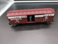Lionel 6-9218 Monon Operating Boxcar Mail Delivery Car O Scale Like New Damaged Box(Lionel 6 9218 Monon Operating Boxcar Mail Delivery Car O Scale Like New Damaged Box)