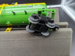 MTH Railking 30-73555 DuPont Modern Tank Car DUPX#6966. O SCALE Like New(Mth Railking 30 73555 Dupont Modern Tank Car Dupx 6966 O Scale Like New) -BRADY’S TRAINS MODELs rn image picker lib temp d31a8a48 18a9 4d7f b286 8ba25870e2dc