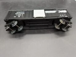 Lionel 6-15039 NORFOLK SOUTHERN WAFFLED-SIDE BOXCAR NS#15039 O SCALE Like New(Lionel 6 15039 Norfolk Southern Waffled Side Boxcar Ns 15039 O Scale Like New) -BRADY’S TRAINS MODELs rn image picker lib temp d59f4e27 409b 4f37 9c9f 0612b2d2807f