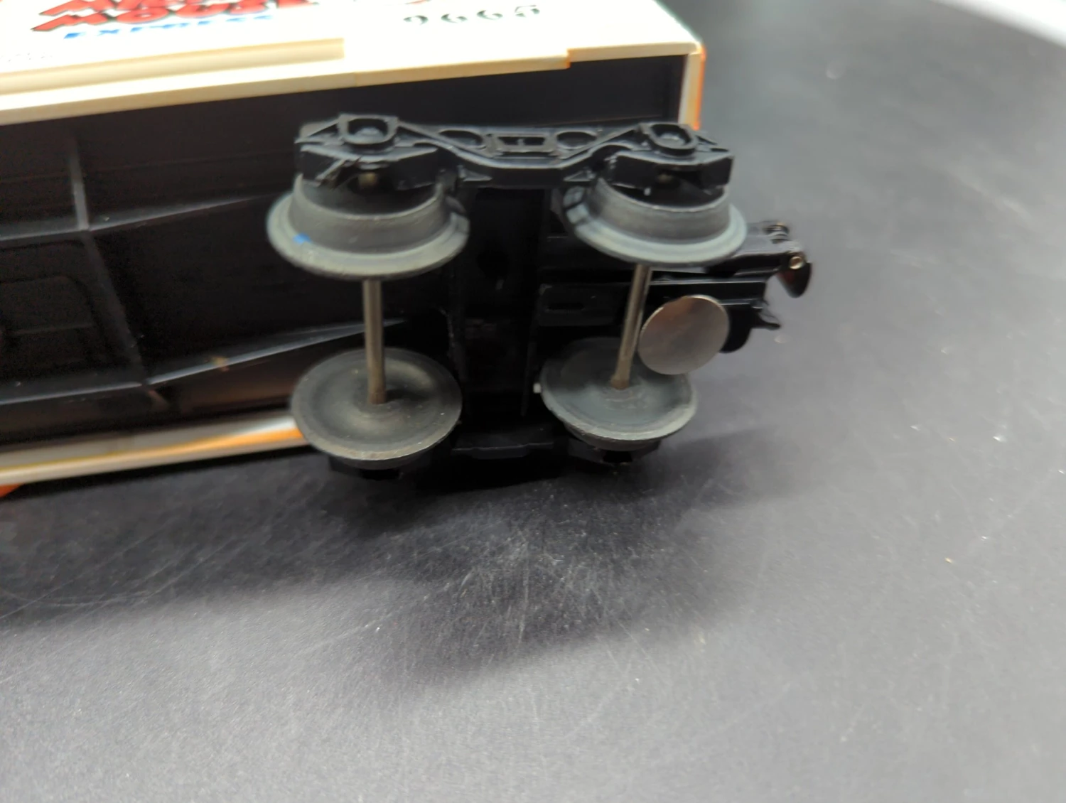 Lionel 6-9665 Walt Disney Mickey Mouse Peter Pan Hi Cube Boxcar, O Scale Like New(Lionel 6 9665 Walt Disney Mickey Mouse Peter Pan Hi Cube Boxcar O Scale Like New) 6 Lionel 6-9665 Walt Disney Mickey Mouse Peter Pan Hi Cube Boxcar, O Scale Like New(Lionel 6 9665 Walt Disney Mickey Mouse Peter Pan Hi Cube Boxcar O Scale Like New) - Image 4