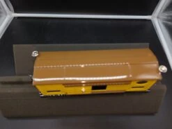 Lionel Tinplate 11-70045 No. 2814 O Gauge Box Car Yellow And Brown With Nickel O Gauge Like New(Lionel Tinplate 11 70045 No 2814 O Gauge Box Car Yellow And Brown With Nickel O Gauge Like New) -BRADY’S TRAINS MODELs rn image picker lib temp dde9834c 36da 4a22 8f7f 6658f2c2ad59