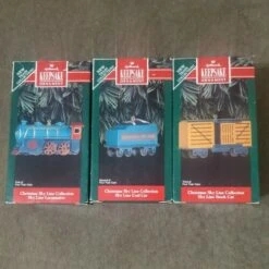 Hallmark Ornament 1992 Set Of 3 Christmas Sky Line Locomotive, Tender, Stock Car(Hallmark Ornament 1992 Set Of 3 Christmas Sky Line Locomotive Tender Stock Car)